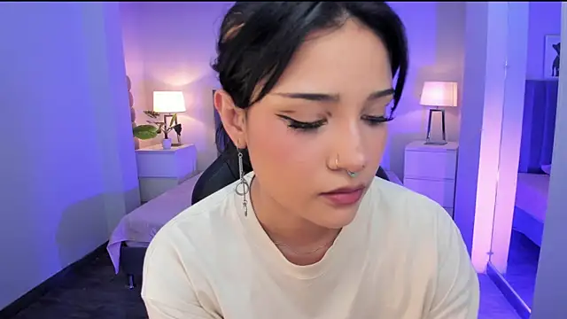 Snapshot of renee_shelby_ chatting on 07/16/26, 09:10 renee shelby online show from 07/16/26, 09:10