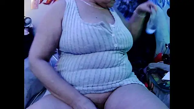 Snapshot of juscjen chatting on 02/07/26, 03:43 juscjen online show from 02/07/26, 03:43