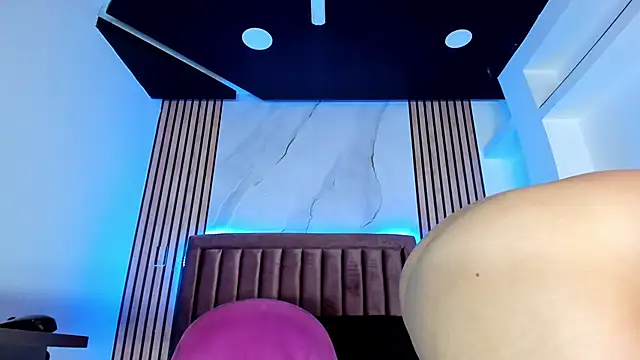 ChloeParkss  online show from 02/04/25, 02:53