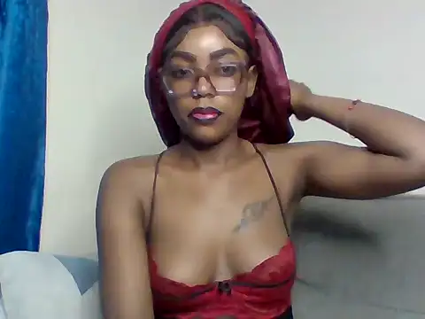 Snapshot of _crystal_princesss chatting on 05/28/26, 06:27 crystal princesss online show from 05/28/26, 06:27