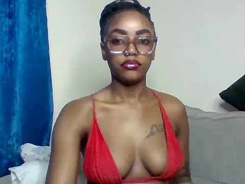 Snapshot of _crystal_princesss chatting on 06/10/26, 03:29 crystal princesss online show from 06/10/26, 03:29