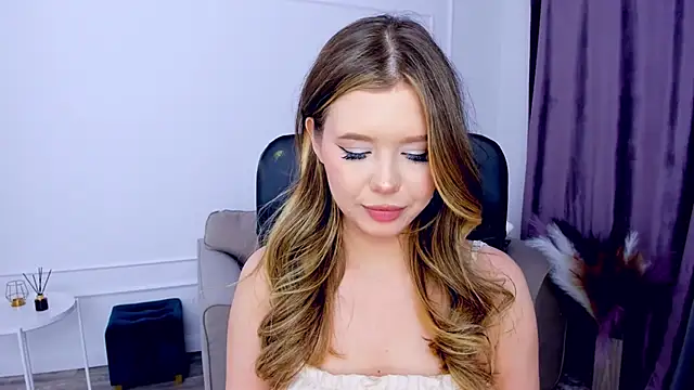 FollowLovee online show from 01/18/25, 10:39