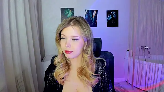 FollowLovee online show from 03/11/26, 07:42