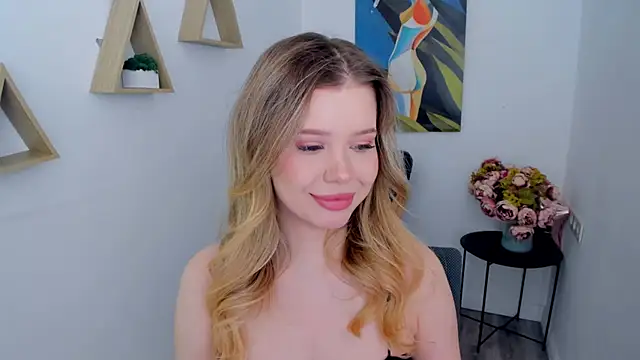 FollowLovee online show from 04/08/26, 08:09