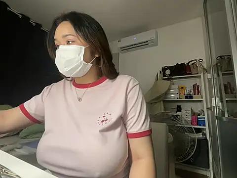 iamMalixxx online show from 01/05/25, 02:08