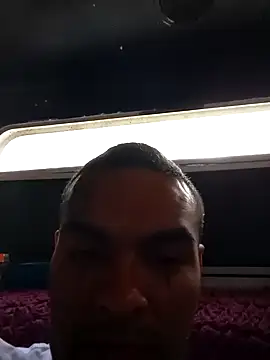 Houstonslong1 online show from 12/04/24, 08:07