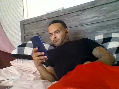 Houstonslong1 online show from 02/07/25, 05:18