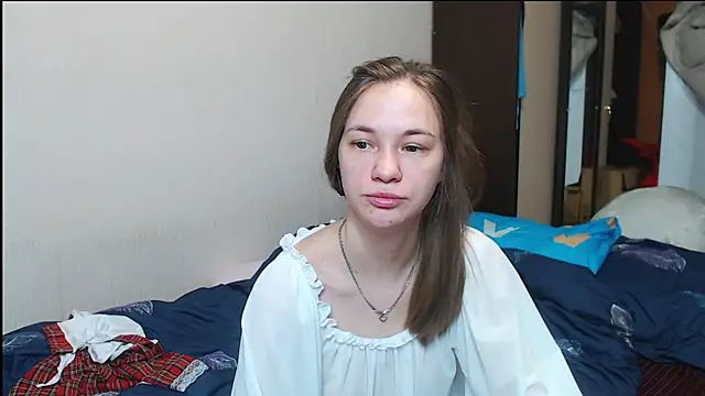 Snapshot of leila_bambi_ chatting on 02/22/25, 11:13 leila bambi  online show from 02/22/25, 11:13