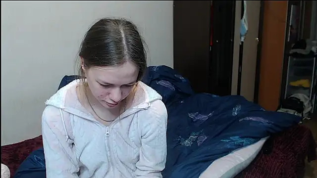 Snapshot of leila_bambi_ chatting on 03/14/25, 06:50 leila bambi  online show from 03/14/25, 06:50