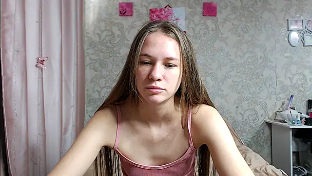 Snapshot of leila_bambi_ chatting on 10/09/25, 06:22 leila bambi  online show from 10/09/25, 06:22