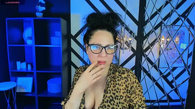 Anita Muse online show from 11/28/25, 08:33