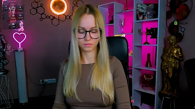 mary mooore online show from 09/23/25, 07:28
