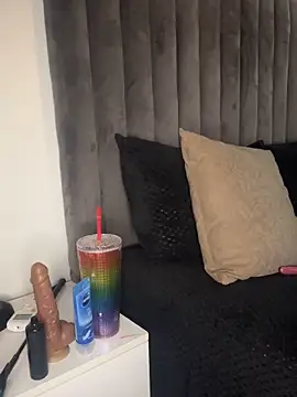 Snapshot of Noha-Sexy chatting on 11/06/25, 01:23 Noha-Sexy online show from 11/06/25, 01:23