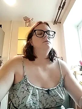 DesireMelissa online show from 10/31/25, 11:33