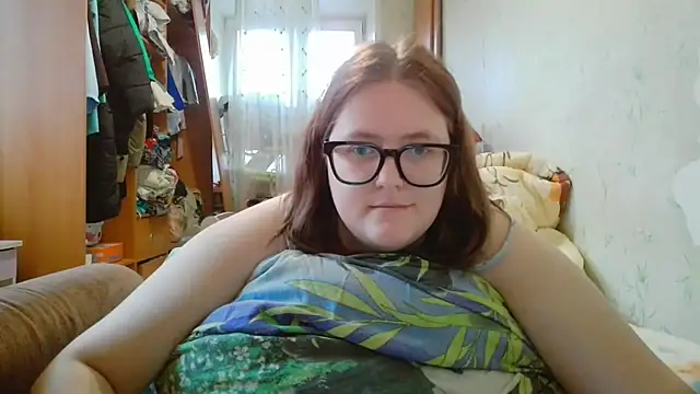 DesireMelissa online show from 12/18/25, 09:04