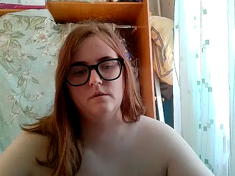 Snapshot of DesireMelissa chatting on 05/28/26, 01:19 DesireMelissa online show from 05/28/26, 01:19