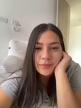 Latina vanessa online show from 01/28/25, 12:54