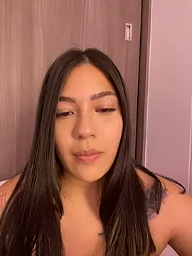 Latina vanessa online show from 02/02/25, 01:02