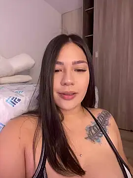 Latina vanessa online show from 02/10/25, 10:09