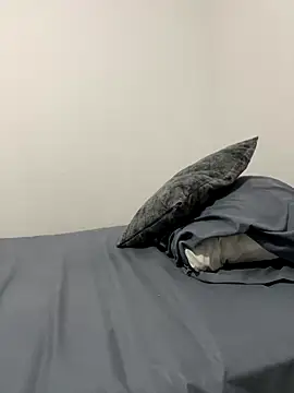 Latina vanessa online show from 11/12/25, 11:36