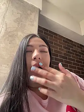 Latina vanessa online show from 03/26/26, 01:49