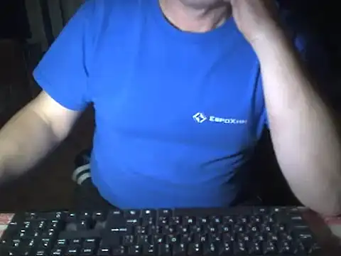 vlad196868 online show from 02/14/25, 04:31