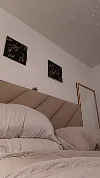 Zetrionn online show from 04/13/26, 03:01