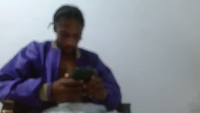 Snapshot of Larry-n-clouds chatting on 02/20/26, 12:38 Larry-n-clouds online show from 02/20/26, 12:38