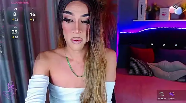 camila hootie online show from 03/10/25, 03:34