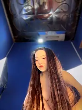 Asianpie  online show from 03/12/26, 12:39