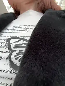 RinaCat online show from 03/11/26, 07:36