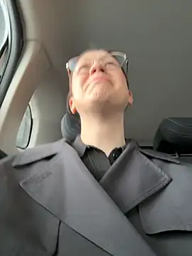 RinaCat online show from 04/13/26, 06:19