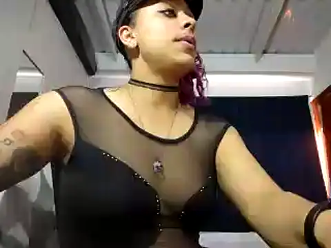 Snapshot of Cata_Blue__ chatting on 01/02/25, 09:39 Cata Blue online show from 01/02/25, 09:39