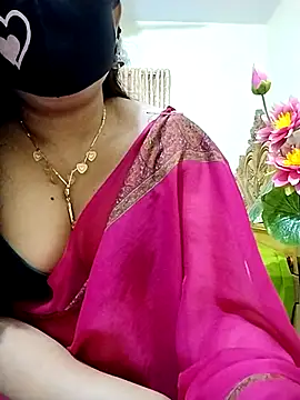 Snapshot of Ameera19 chatting on 02/13/25, 06:05 Ameera19 online show from 02/13/25, 06:05