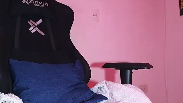 Luan-wood online show from 03/20/26, 05:23