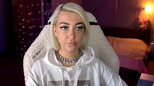 tykioty Miley online show from 02/23/25, 02:25