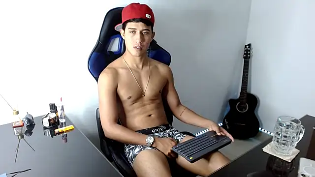 Snapshot of Juan_da01 chatting on 01/24/25, 03:11 Juan da01 online show from 01/24/25, 03:11