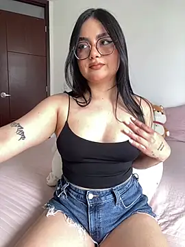 montmariana online show from 07/08/26, 04:22