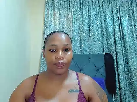 Snapshot of curvycloe1 chatting on 01/28/25, 04:29 curvycloe1 online show from 01/28/25, 04:29