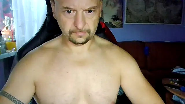 Sports-beast online show from 09/18/25, 06:04