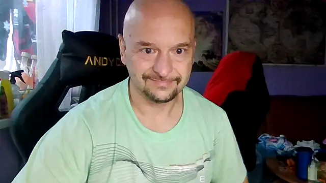 Sports-beast online show from 10/15/25, 05:51