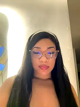 ashley Tompson1 online show from 11/26/25, 12:11