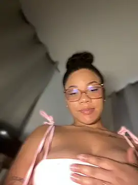 ashley Tompson1 online show from 07/24/26, 11:52