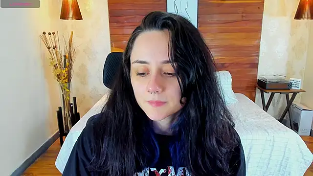 KatherineBond online show from 02/18/25, 11:08