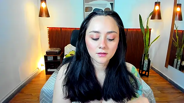 KatherineBond online show from 11/21/25, 08:18