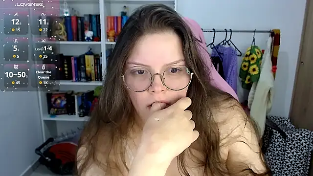 Gabiwaifu online show from 11/30/25, 05:00