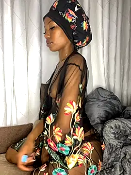 kelsie421 online show from 10/19/25, 09:26