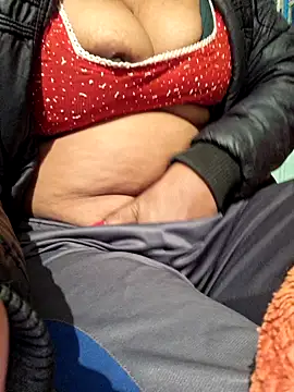 Priya Bong online show from 01/06/25, 12:24