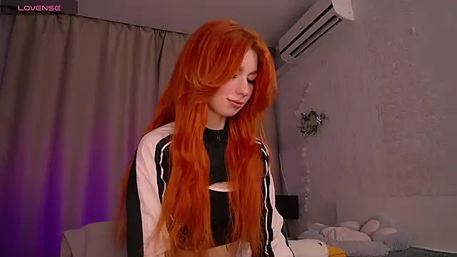 Snapshot of Evaa_Moonn_ chatting on 01/20/25, 08:30 Evaa Moonn  online show from 01/20/25, 08:30