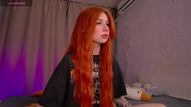 Snapshot of Evaa_Moonn_ chatting on 03/09/25, 11:35 Evaa Moonn  online show from 03/09/25, 11:35